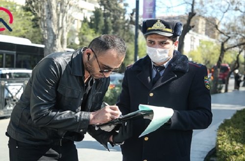 Küçəyə səbəbsiz çıxanlar 100 manat cərimə edildi (FOTOLAR)