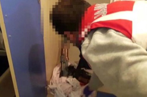 Evə basqın edən polis mənzərəni görəndə şoka düşdü – FOTO