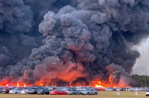 ABŞ-da dəhşətli yanğın: 3500 avtomobil kül oldu