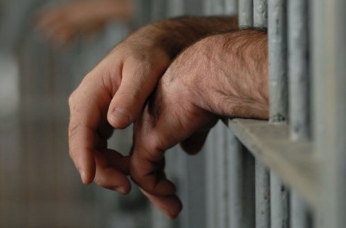 65 yaşı tamam olan 16 məhkum azadlığa buraxılıb