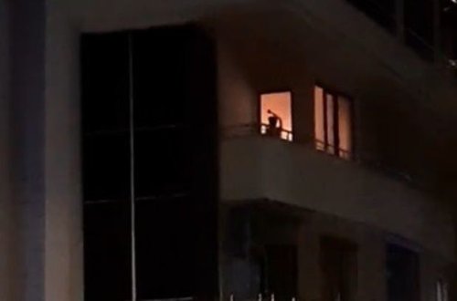 Valideynlərinin əl-qolunu bağlayıb evə od vurdu