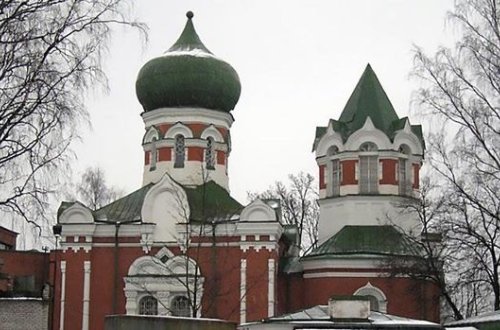 Kilsəni belə yandırmaq istədi - VİDEO