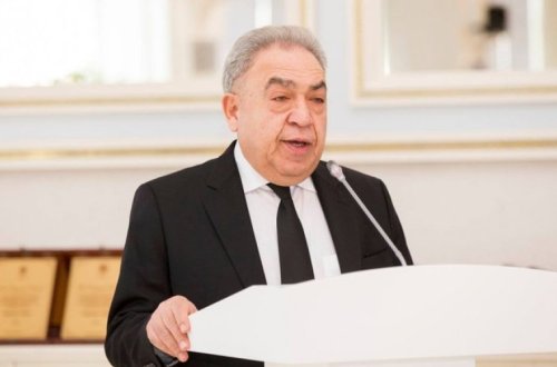 Polislə qalmaqal yaradan şəxs Səfa Mirzəyevin işçisi çıxdı — Milli Məclisdən qovuldu