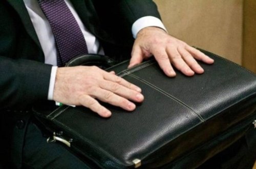 Nazirə müraciət etdiyi üçün işdən çıxarıldığı bildirilən şəxslə bağlı açıqlama - Video