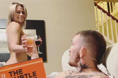 Məşhur döyüşçü cütlüyün çılpaq şəkilləri yayıldı - FOTOLAR