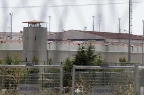 В Турции временно освободили около 90 тысяч заключенных из-за пандемии