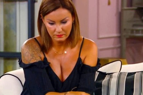 Pınar əri ilə dodaq-dodağa çəkilən FOTOsunu yaydı