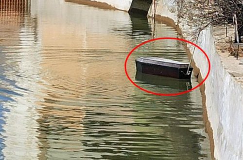 Çayda tabutlar üzür - Türkiyədə qorxulu görüntülər - VİDEO - FOTO