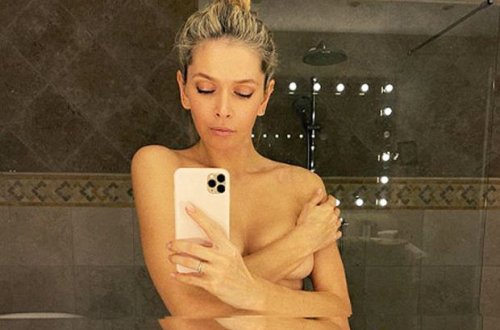 Rusiyanın pop ulduzu çılpaq pozlar verdi - FOTO
