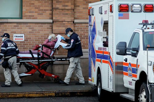 В США от COVID-19 за сутки умерли более 4 500 человек