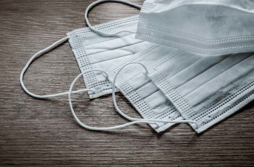 Milli Məclis sədri və vitse-spikerlər tibbi maska taxsınlar - Deputat məsələ qaldırdı