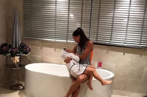 Məşhur modelə ərinin keçmiş arvadından mesaj gəldi - FOTO