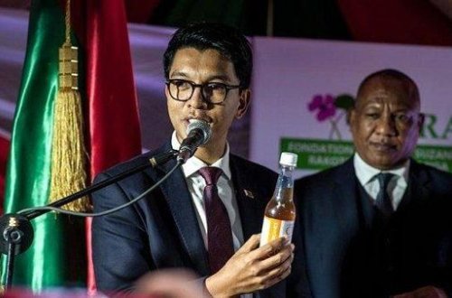 Bu ölkə koronavirusun dərmanını tapdığını iddia edir - VİDEO