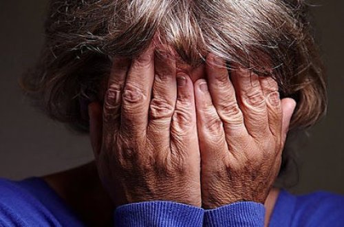 В Шамахе младенец скончался в результате неосторожности бабушки