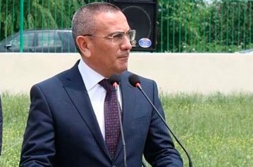 Şəmkirin icra başçısı iş adamını məhkəməyə verdi