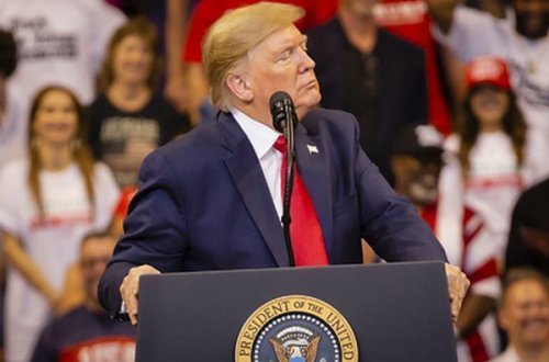 Трамп оценил возможность переноса президентских выборов в США