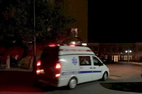 Bakıda ana və qızı evdə bıçaqlanıb