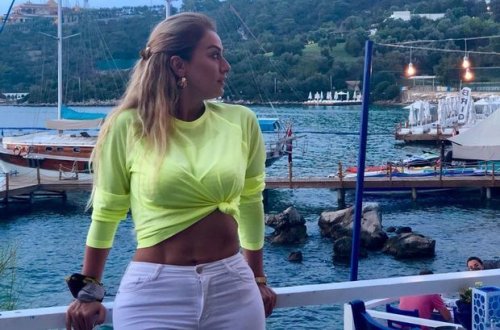 Rozadan etiraf: “Karantin dövründə ana oldum” - FOTO