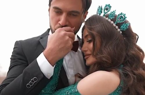 Azərbayacanın ən yaraşıqlı oğlanı nişanlısı ilə YENİ FOTOSUNU paylaşdı