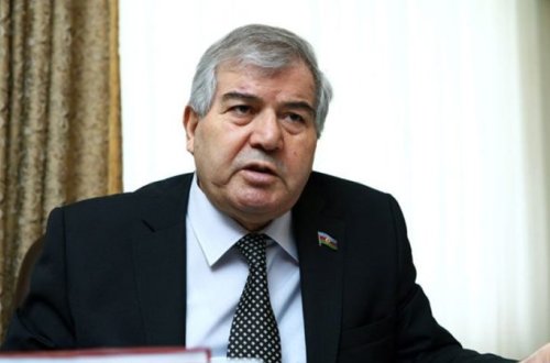 Sabir Rüstəmxanlı: 