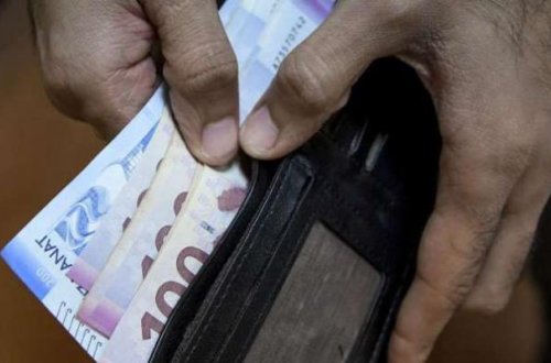 DİQQƏT: Həyat yoldaşı işlədiyi üçün 190 manat ala bilməyənlərə XƏBƏR VAR