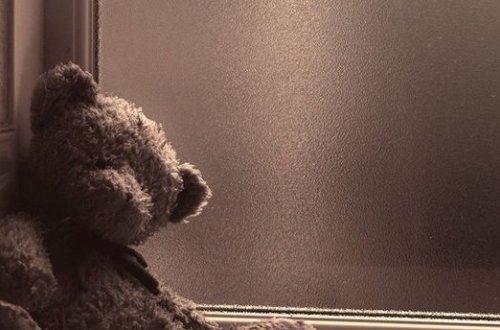 В Баку повесилась 10-летняя девочка