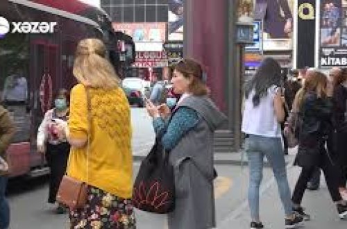 Bakıda vətəndaşlar karantin qaydalarına məhəl qoymur - VİDEO