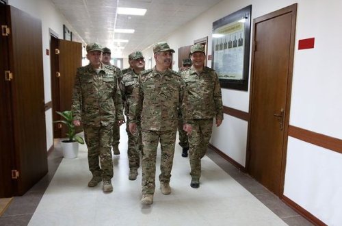 Руководство Минобороны Азербайджана посещает воинские части в прифронтовой зоне - ВИДЕО