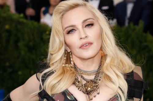 Madonna koronavirusa yoluxub