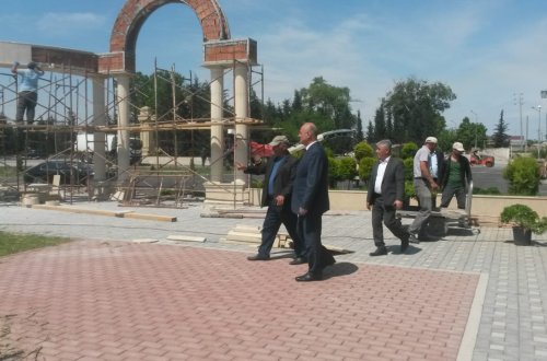 Mingəçevirdə “Nəsimi” parkının tikintisi tamamlanmaq üzrədir – İCRA BAŞÇISI İŞİN İCRASINA ŞƏXSƏN NƏZARƏT EDİR