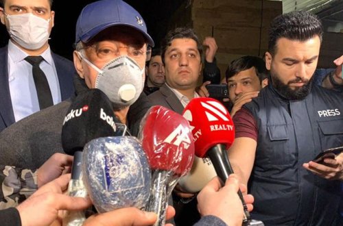 Kəmaləddin Heydərovdan yanğınla bağlı açıqlama: “Bir az ağılla fikirləşin”