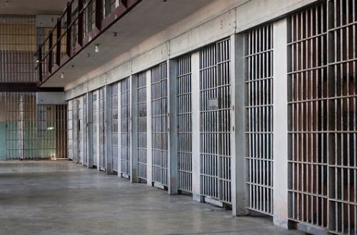 Azərbaycanda 33 məhkumda koronavirus aşkarlandı - RƏSMİ