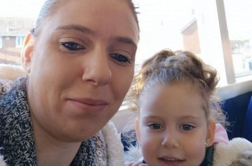 Четырехлетняя девочка спасла жизнь матери