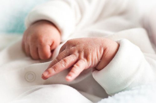 21 günlük körpə sarılıqdan öldü