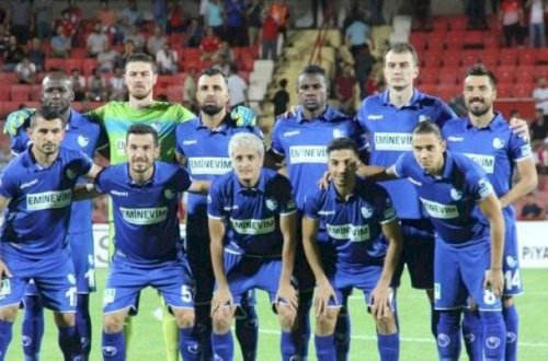 Koronavirus futbolçular arasında sürətlə yayılır