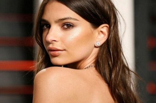 Emili çılpaq yataq pozası ilə göz oxşadı - FOTO