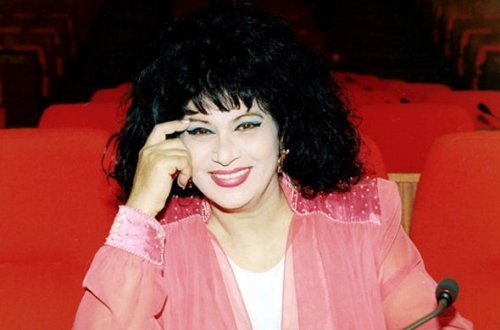 Zeynəb Xanlarova ilə bağlı xəbər yayıldı - VƏFAT EDİBMİ?