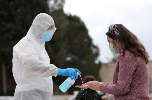 Azərbaycanda koronavirusla mübarizə aparan həkimlərə əlavə bu qədər pul ödənildi