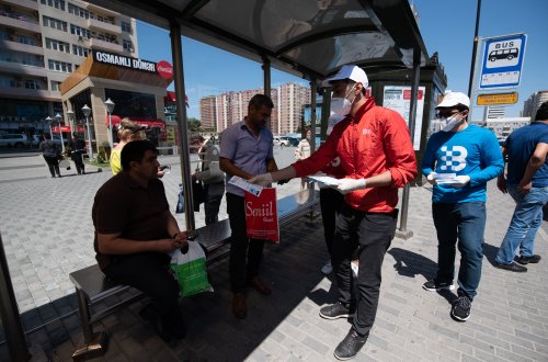 Könüllülərin kütləvi maarifləndirmə aksiyası vətəndaşlar tərəfindən rəğbətlə qarşılanır