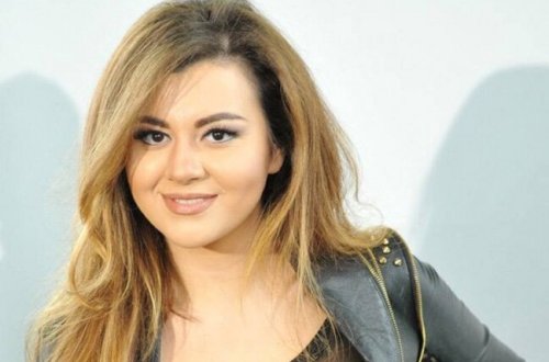 Xalq artistinin qızı İlqarədən vannada, çılpaq şəkildə - FOTO