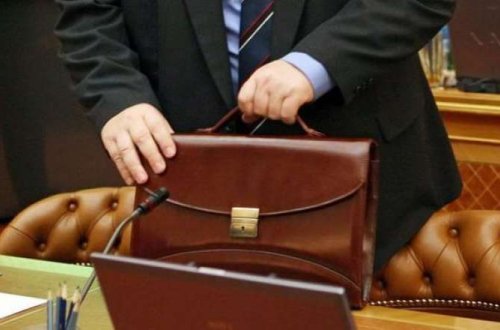 SON DƏQİQƏ: Azərbaycanda rəis və 3 vəzifəli şəxs İŞDƏN ÇIXARILDI