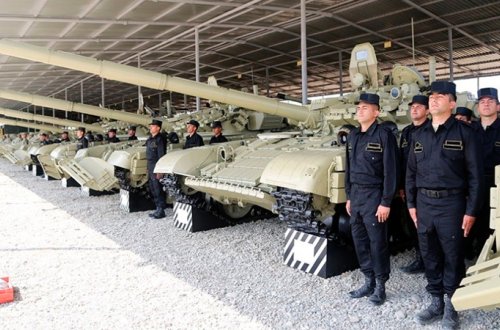 Dünyanın ən güclü 50 ordusundan biri (FOTOLAR)