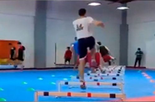 Millimiz karantin qaydalarını belə pozdu (VİDEO)