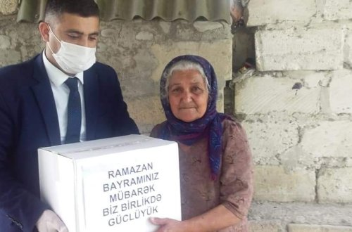 Ucarda Ramazan bayramı münasibəti ilə aztəminatlı ailələrə yardım paylanıldı - DEPUTAT AKSİYANI DAVAM ETDİRİR