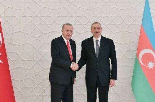 Состоялся телефонный разговор между президентами Азербайджана и Турции