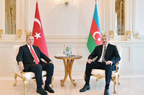 Ərdoğan İlham Əliyevə zəng etdi