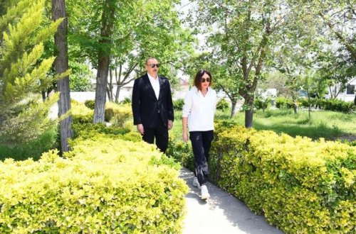 İlham Əliyev və Mehriban Əliyeva Pirsaat Baba ziyarətgahında - FOTO