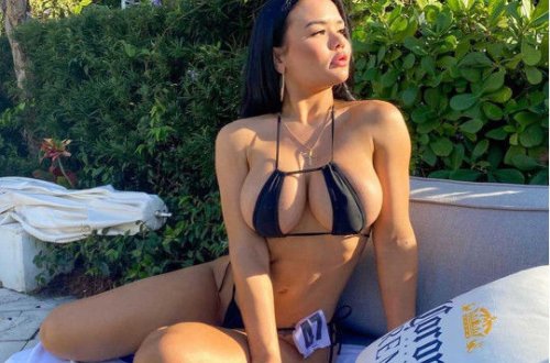 Постоянно зовут замуж: набожная модель страдает от излишне назойливых поклонников – ФОТО