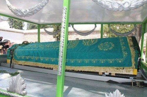 20 saylı məktəb-liseyin müəllimi vəfat etdi — FOTO