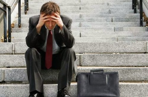 İşəgötürənlərə XƏBƏRDARLIQ: İşçini işdən çıxaranlar cəzalandırılacaq - VİDEO